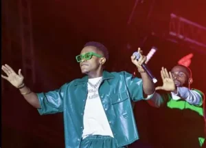 Innoss&rsquo;B en concert à l&rsquo;Arena Grand Paris : l&rsquo;AfroCongo à la conquête de l&rsquo;Europe