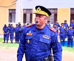 NC-Kinshasa : Israël Kantu lance l’offensive contre les abus policiers lors d’une parade disciplinaire