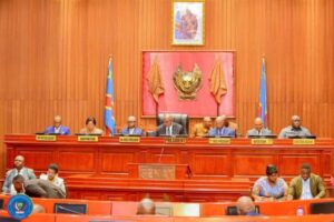 Vacances parlementaires RDC écourtées : Le défi entre urgence d’État et proximité citoyenne