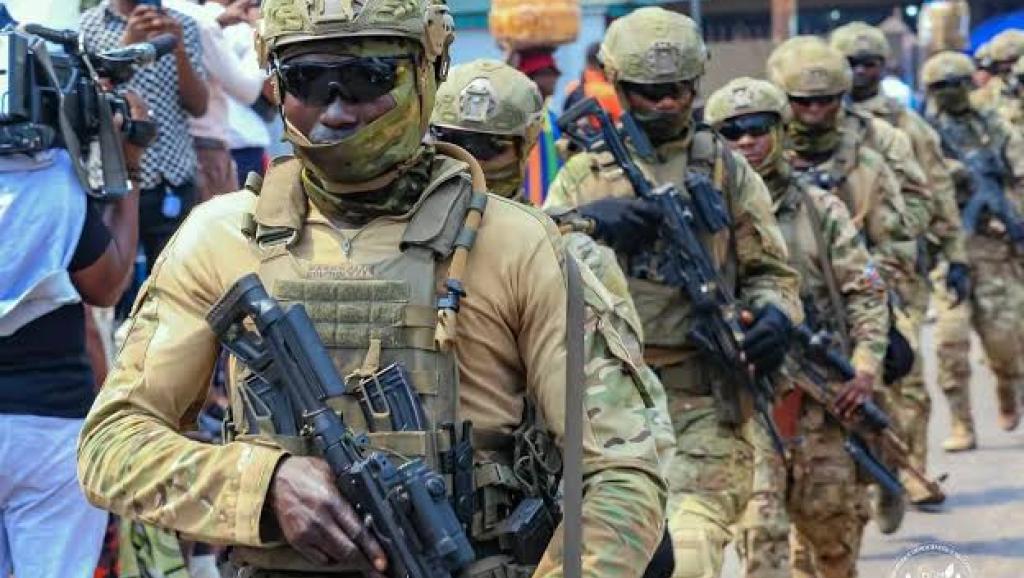 Militaires des FARDC sur une position dans le Nord-Kivu.