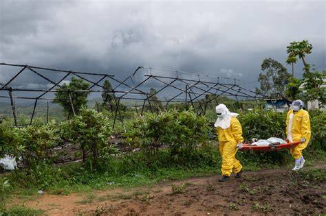 Équipe sanitaire mobilisée contre Ebola en RDC.