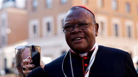 Dialogue national en RDC, le cardinal Fridolin Ambongo et les conditions fixées par Félix Tshisekedi.