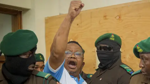 Tanzanie: l'opposant Tundu Lissu menace d'entamer une grève de la faim face à ses conditions de détention