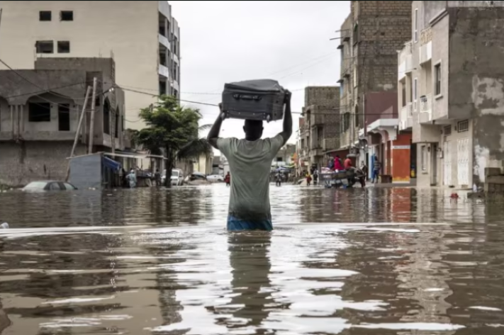 Inondations à Dakar après les fortes pluies d’octobre 2026